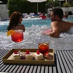 Oxygen Lifestyle Ξενοδοχείο Viserbella di Rimini