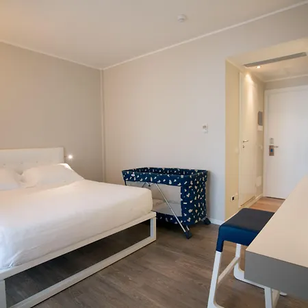 Hotel Oxygen Lifestyle 4*