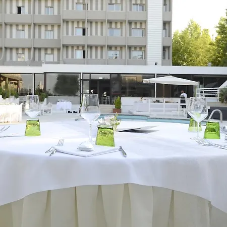 Hotel Oxygen Lifestyle 4*